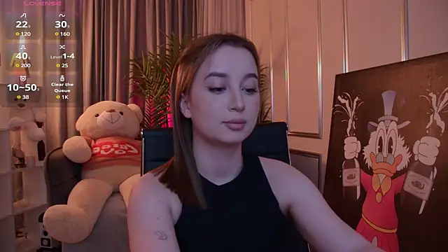 ArianaLoon online show from 3, 3, 2025