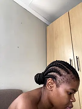  DollFace  online show from 14, 11, 2025