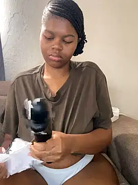  DollFace  online show from 27, 11, 2025