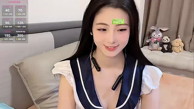 xiaolanlan3344 online show from 12, 1, 2026