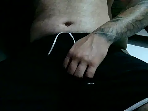 Snapshot of Sky85 chatting on 22, 9, 2025 Sky85 online show from 22, 9, 2025