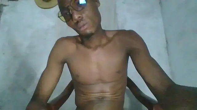 Snapshot of boodjona2 chatting on 6, 2, 2026 boodjona2 online show from 6, 2, 2026