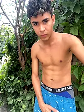 twinks 28 online show from 26, 11, 2025