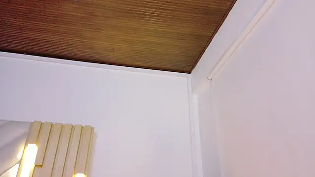 Anaise latif online show from 12, 1, 2026