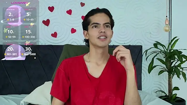 Snapshot of Maximoherrera_16 chatting on 16, 4, 2026 Maximoherrera 16 online show from 16, 4, 2026