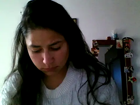 Escarcha-blue online show from 9, 3, 2025