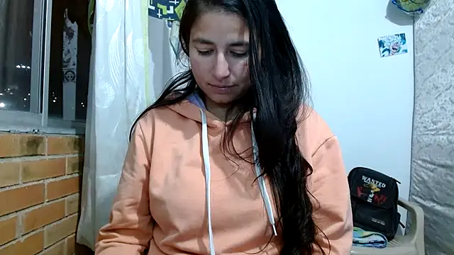 Escarcha-blue online show from 9, 11, 2025