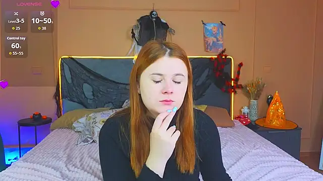 Snapshot of Eva_Starlight chatting on 1, 11, 2025 Eva Starlight online show from 1, 11, 2025