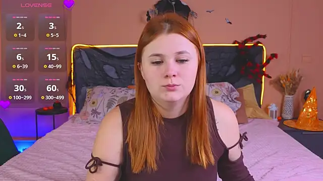 Snapshot of Eva_Starlight chatting on 19, 10, 2025 Eva Starlight online show from 19, 10, 2025