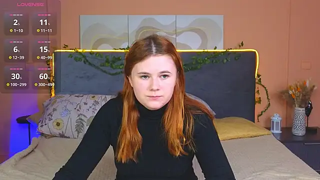 Eva Starlight online show from 5, 12, 2025