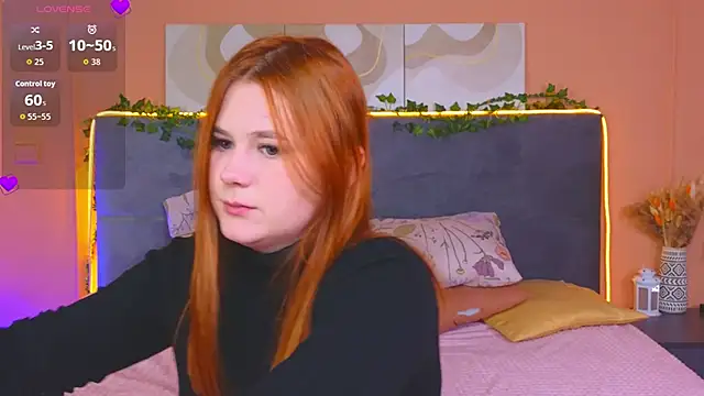 Snapshot of Eva_Starlight chatting on 14, 10, 2025 Eva Starlight online show from 14, 10, 2025