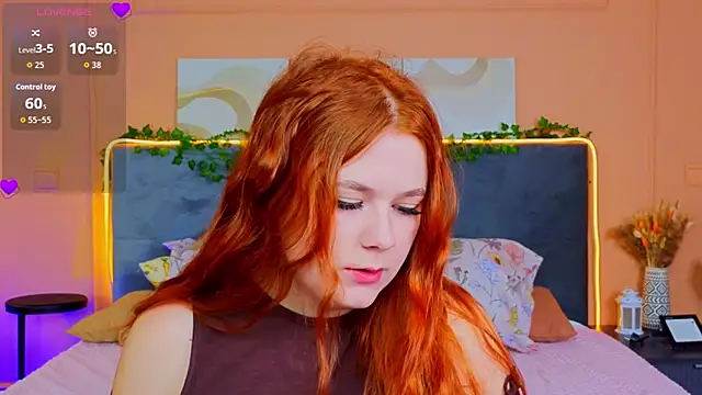 Snapshot of Eva_Starlight chatting on 4, 10, 2025 Eva Starlight online show from 4, 10, 2025