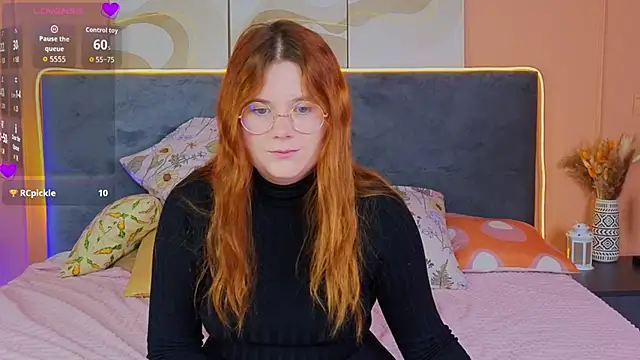 Snapshot of Eva_Starlight chatting on 21, 9, 2025 Eva Starlight online show from 21, 9, 2025