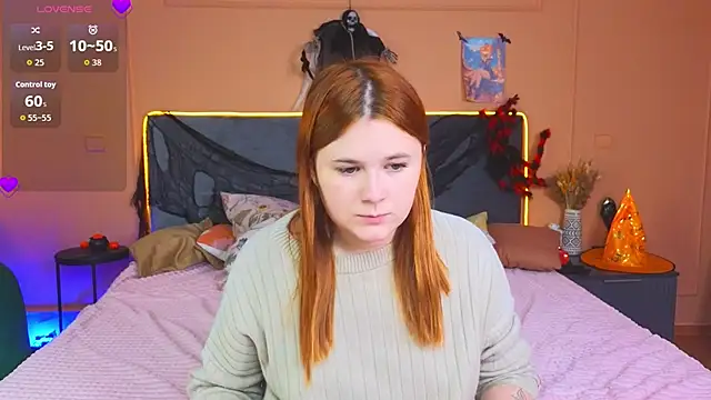 Snapshot of Eva_Starlight chatting on 5, 11, 2025 Eva Starlight online show from 5, 11, 2025