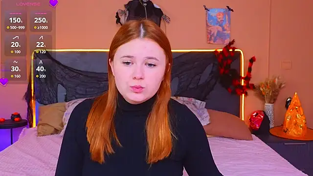 Snapshot of Eva_Starlight chatting on 26, 10, 2025 Eva Starlight online show from 26, 10, 2025