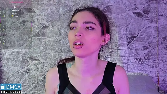 MaeveKuro online show from 4, 10, 2025