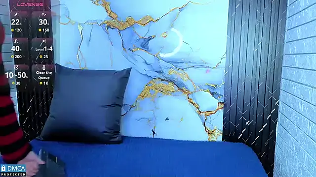 MaeveKuro online show from 9, 1, 2026