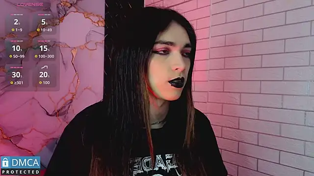 MaeveKuro online show from 10, 5, 2026