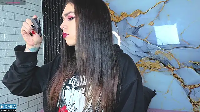 Snapshot of MaeveKuro chatting on 16, 1, 2026 MaeveKuro online show from 16, 1, 2026