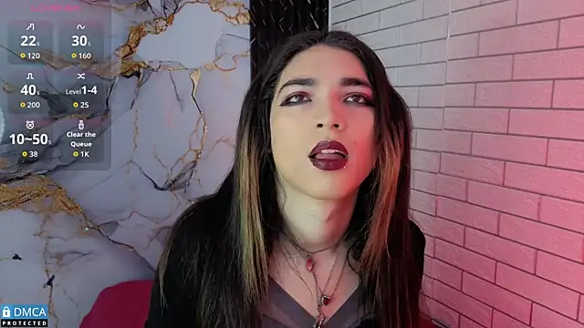 MaeveKuro online show from 17, 4, 2026