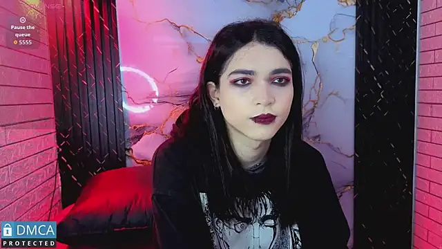 MaeveKuro online show from 6, 7, 2026
