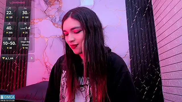 Snapshot of MaeveKuro chatting on 2, 3, 2026 MaeveKuro online show from 2, 3, 2026