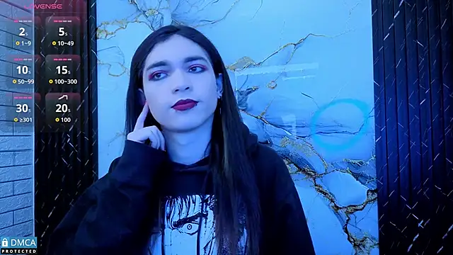 Snapshot of MaeveKuro chatting on 27, 2, 2026 MaeveKuro online show from 27, 2, 2026