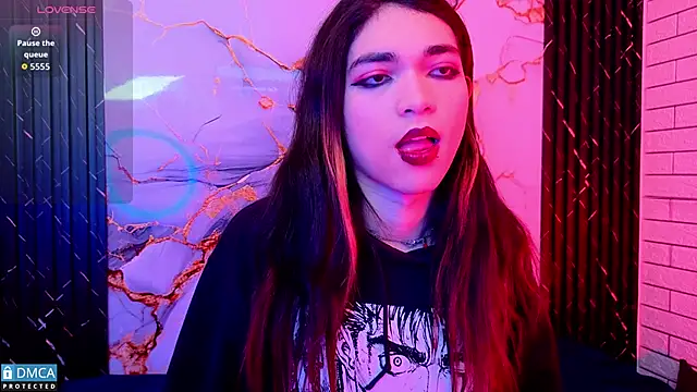 MaeveKuro online show from 15, 3, 2026