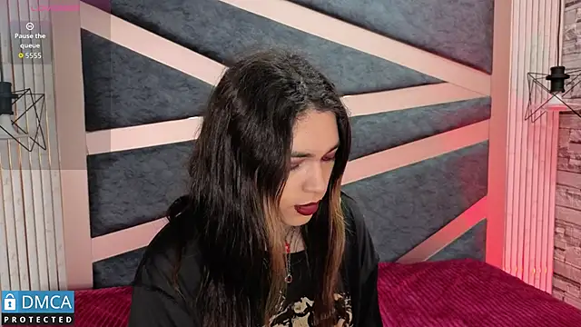 MaeveKuro online show from 9, 4, 2026