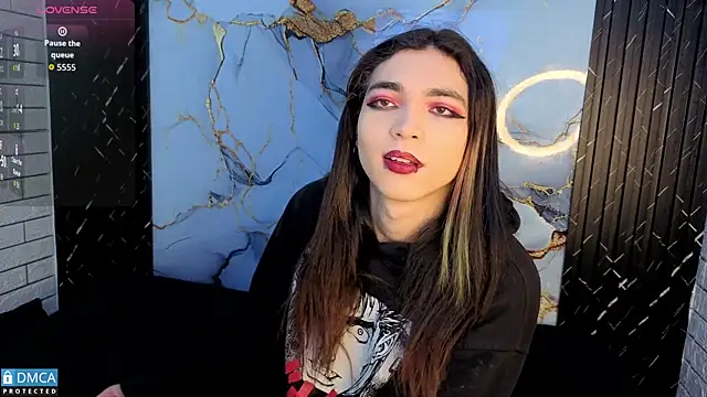 Snapshot of MaeveKuro chatting on 18, 2, 2026 MaeveKuro online show from 18, 2, 2026