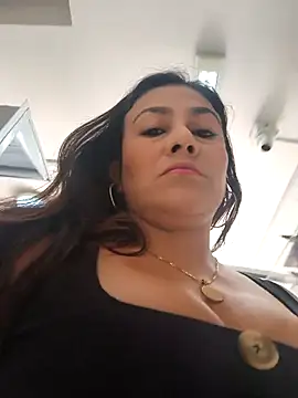 roxanasexy2025 online show from 9, 1, 2026