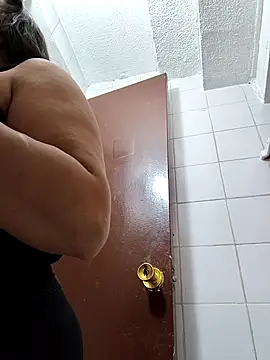 roxanasexy2025 online show from 23, 3, 2026