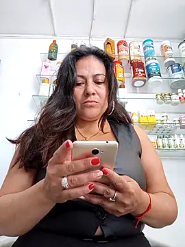 roxanasexy2025 online show from 4, 3, 2026