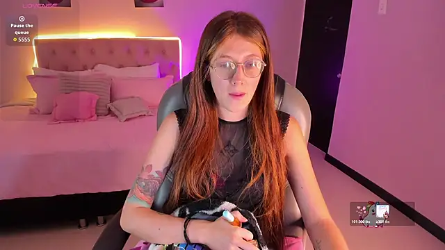 Emily Warren  online show from 31, 3, 2026