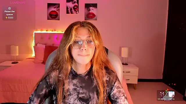 Emily Warren  online show from 3, 3, 2026