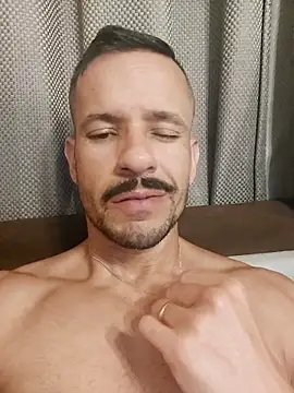 juniortche1313 online show from 6, 10, 2025