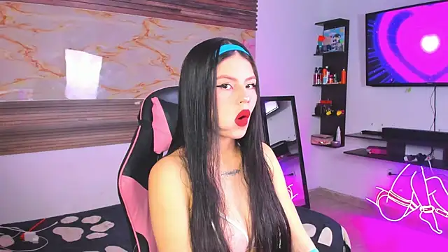 Cloe roouse online show from 30, 10, 2025