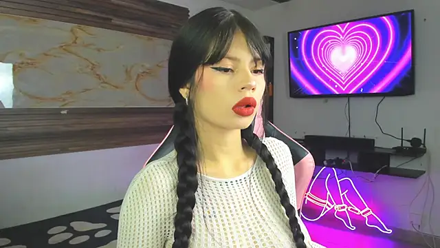 Cloe roouse online show from 28, 10, 2025