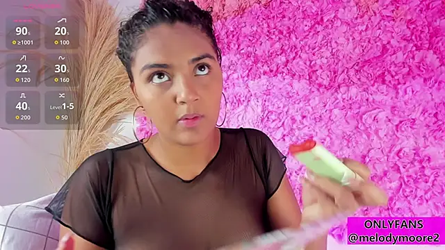 Melodymoore  online show from 23, 10, 2025