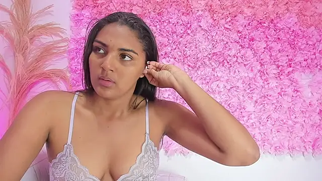 Snapshot of Melodymoore_ chatting on 12, 1, 2026 Melodymoore online show from 12, 1, 2026