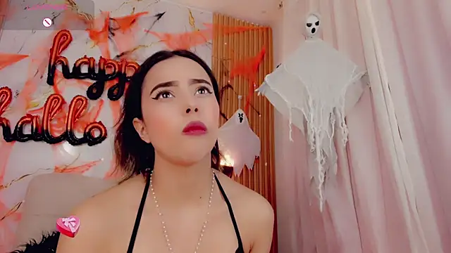 Snapshot of ValeriCardenas chatting on 22, 10, 2025 ValeriCardenas online show from 22, 10, 2025