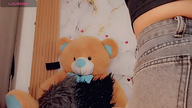 Snapshot of ValeriCardenas chatting on 28, 9, 2025 ValeriCardenas online show from 28, 9, 2025