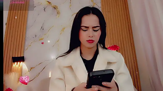 Snapshot of ValeriCardenas chatting on 19, 11, 2025 ValeriCardenas online show from 19, 11, 2025