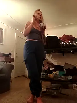 Foxxyhoneypott online show from 17, 2, 2026