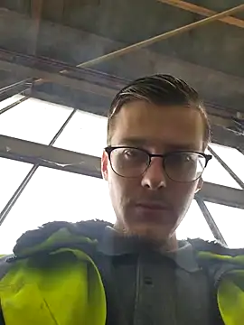 luckyluuk25 online show from 25, 2, 2025