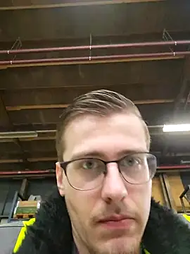 luckyluuk25 online show from 25, 2, 2025