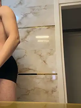 Snapshot of alfonso135 chatting on 15, 3, 2026 alfonso135 online show from 15, 3, 2026