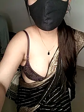 Snapshot of neha_rohan12 chatting on 22, 3, 2025 neha rohan12 online show from 22, 3, 2025