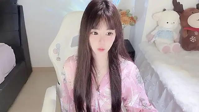 Milla-z online show from 15, 9, 2025