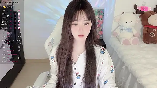 Milla-z online show from 3, 10, 2025